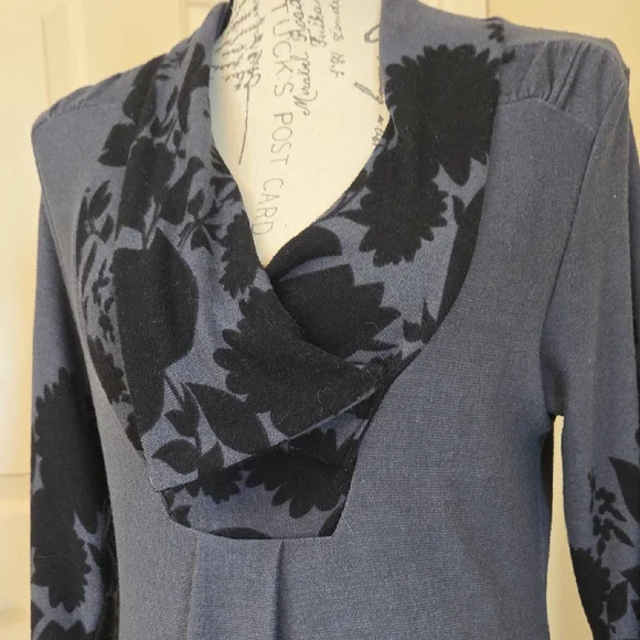 Reborn Asymmetrical Dress in Black and Gray - Picture 5 of 13